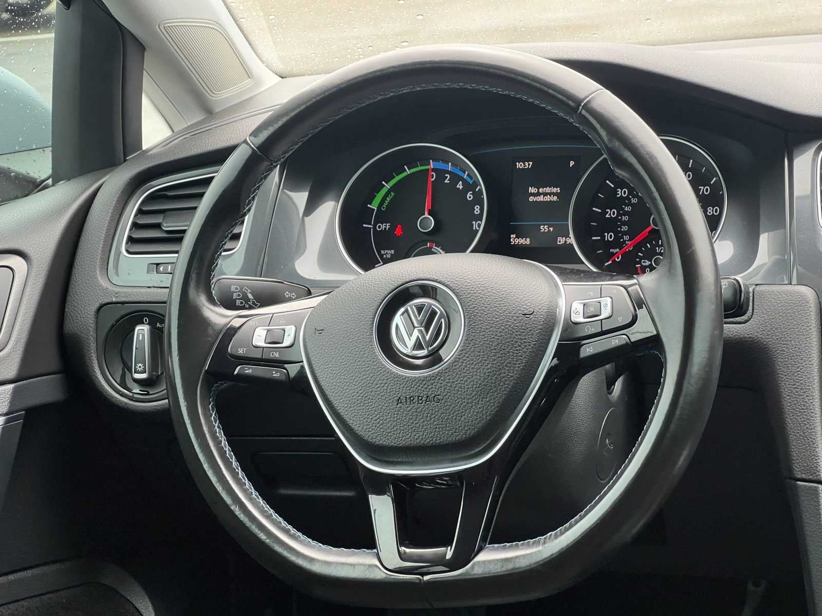 2017 Volkswagen e-Golf SE
